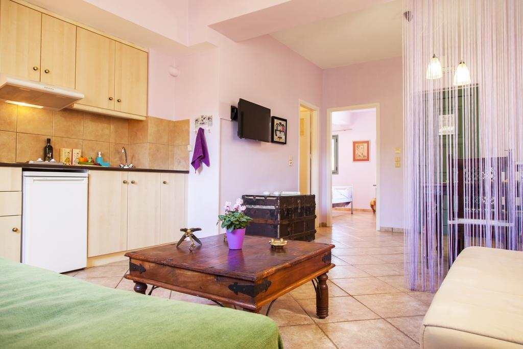 Villa Kirki Apartments أيّا إفيميا المظهر الخارجي الصورة